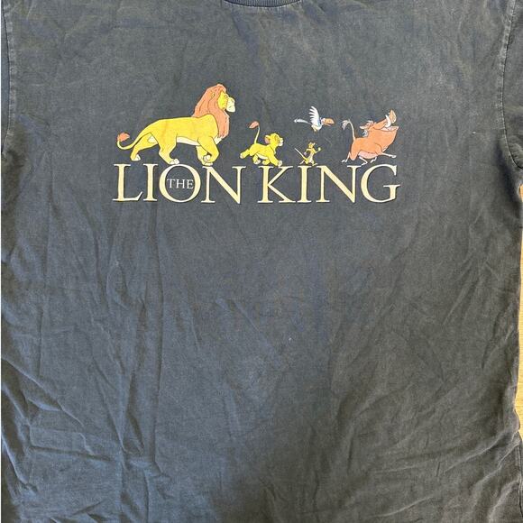Disney The Lion King x Pull & Bear - Lion King Tee in Gray - Picture 2 of 4